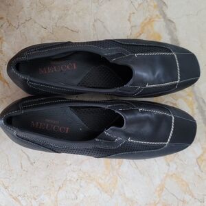 Sesto Meucci Black Leather Flats with White Stitching